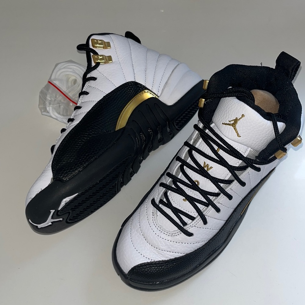 Air Jordan 12 Retro "Royalty"